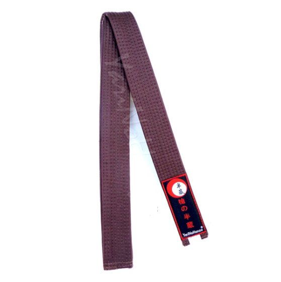 cintura karate e judo marrone